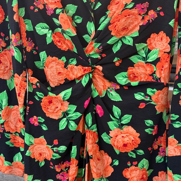 H&M - Picture 3 of 3